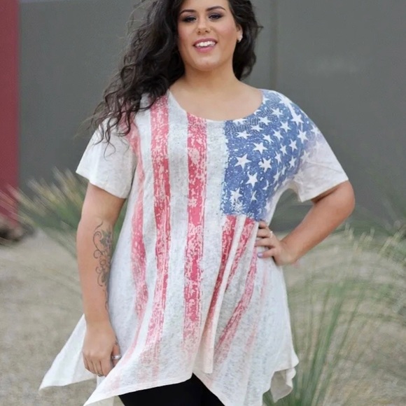 LN~VOCAL Womens PLUS SIZE CRYSTAL TAUPE AMERICAN FLAG RED BLUE TUNIC SHIRT 1X. - Picture 1 of 6